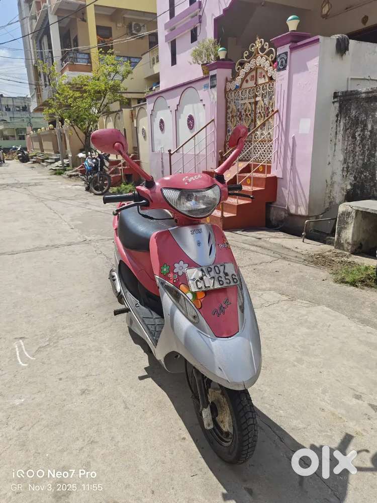 TVS SCOOTY PEP PINK LESS USED PERFECT