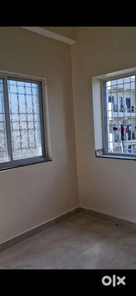 Need female roommate