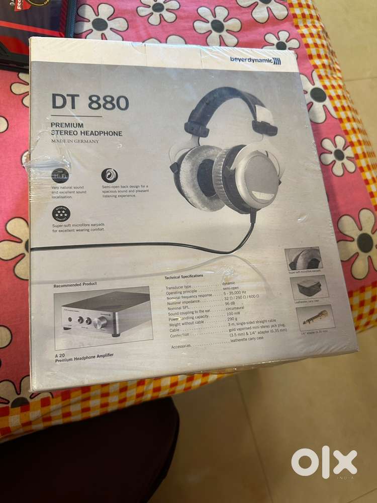 Beyerdynamic DT880 Premium headset 32ohms and 250ohms boxed pack