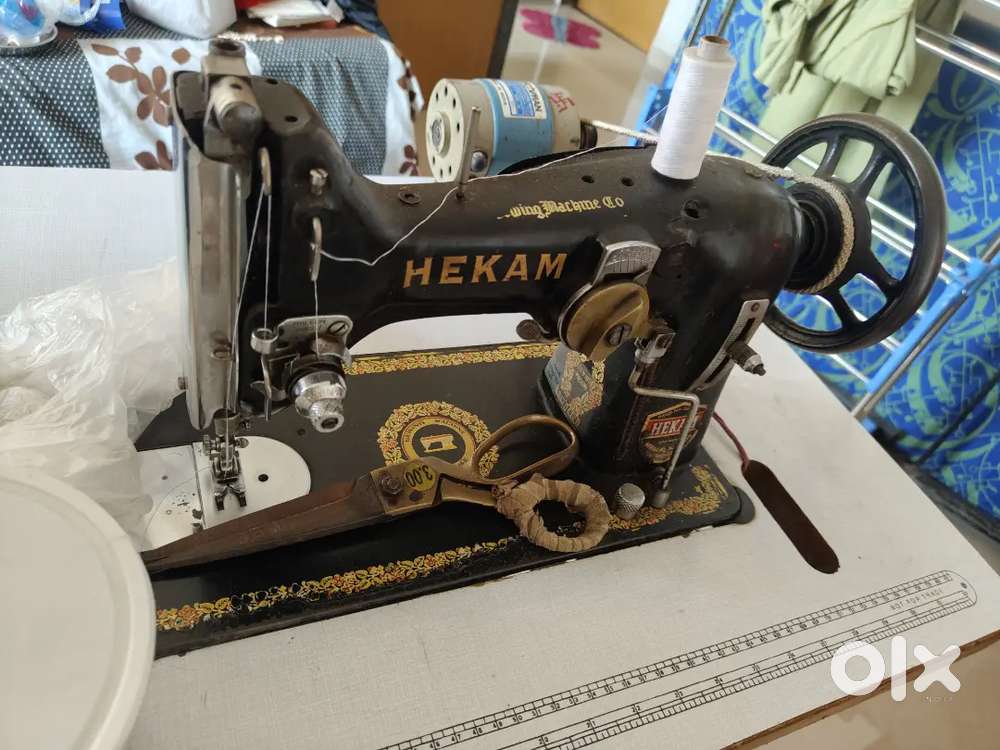 Sewing machine ( selaai machine )