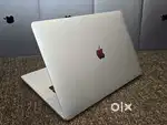 Apple Macbook Laptop i9 32gb 512gb 5.5gb Graphic 15inch Retina Display