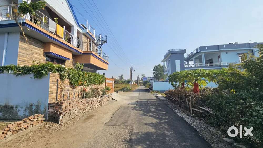 नई प्लाटिंग कुल 4100 फिट है,1000 भी मिल जाएगा सभी सुविधा हल्द्वानी में