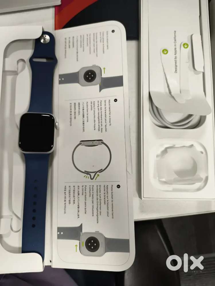 1 Week Old Apple Watch SE 2 at 2/3rd price