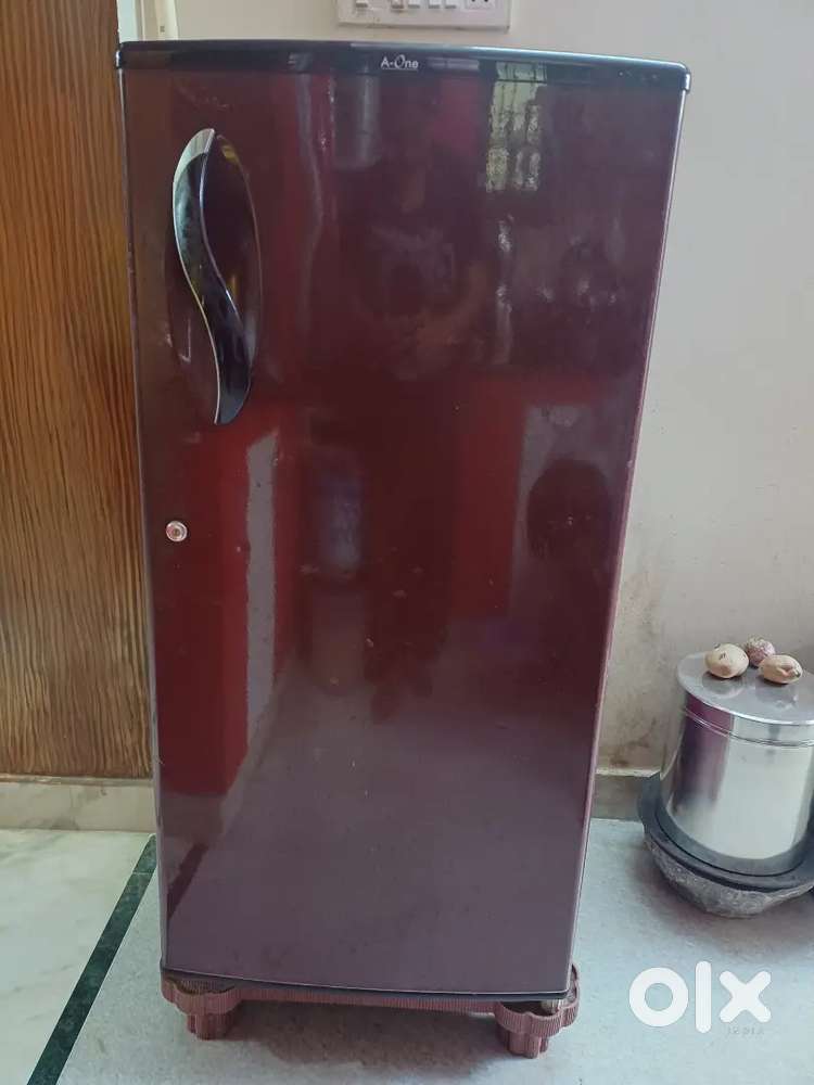 LG fridge (medium size)