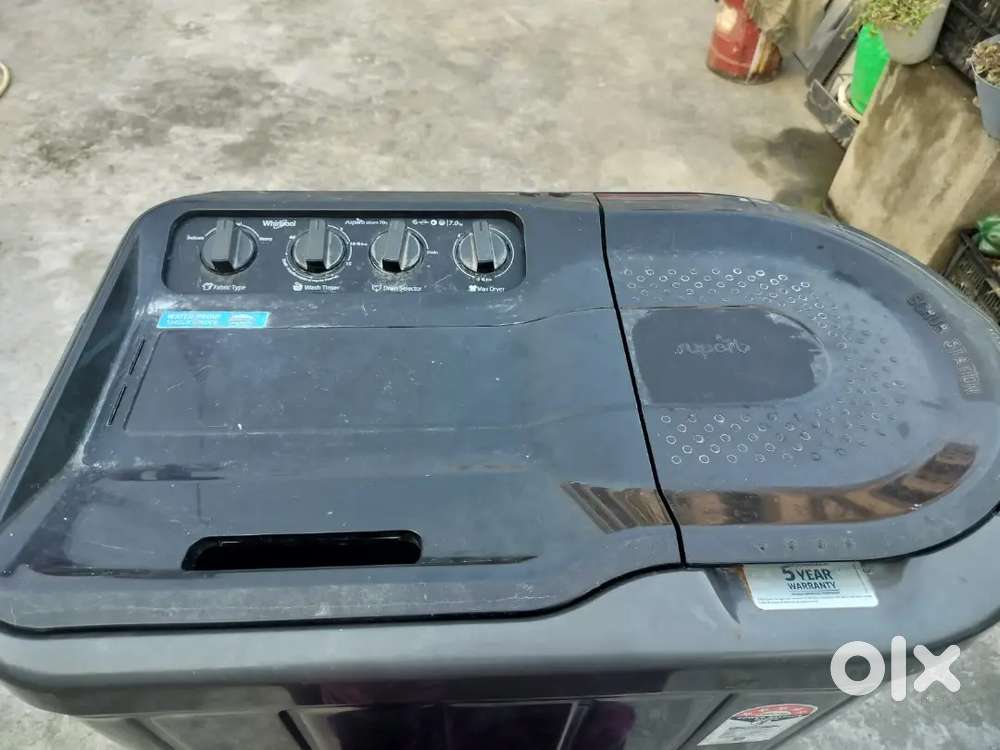 Whirlpool 7 ltr semi auto washing machine, in warrenty period
