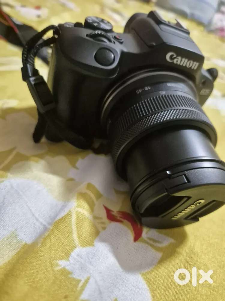 Canon R100