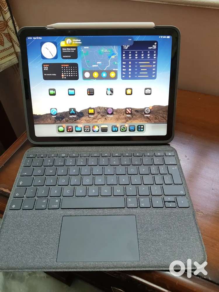 Apple air 5th gen