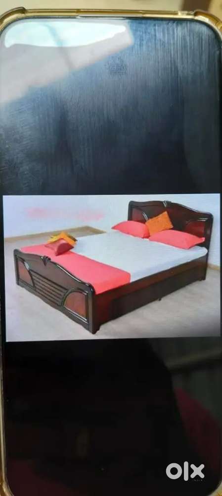 New queen size bed with storage at very affordable prices. Cod avlbl.