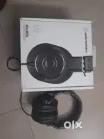 AUDIO TECHNICA HEADPHONES + MIC & AUDIO INTERFACE