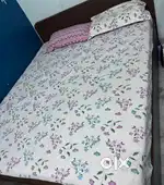 Queen size bed with storage (No mattress)