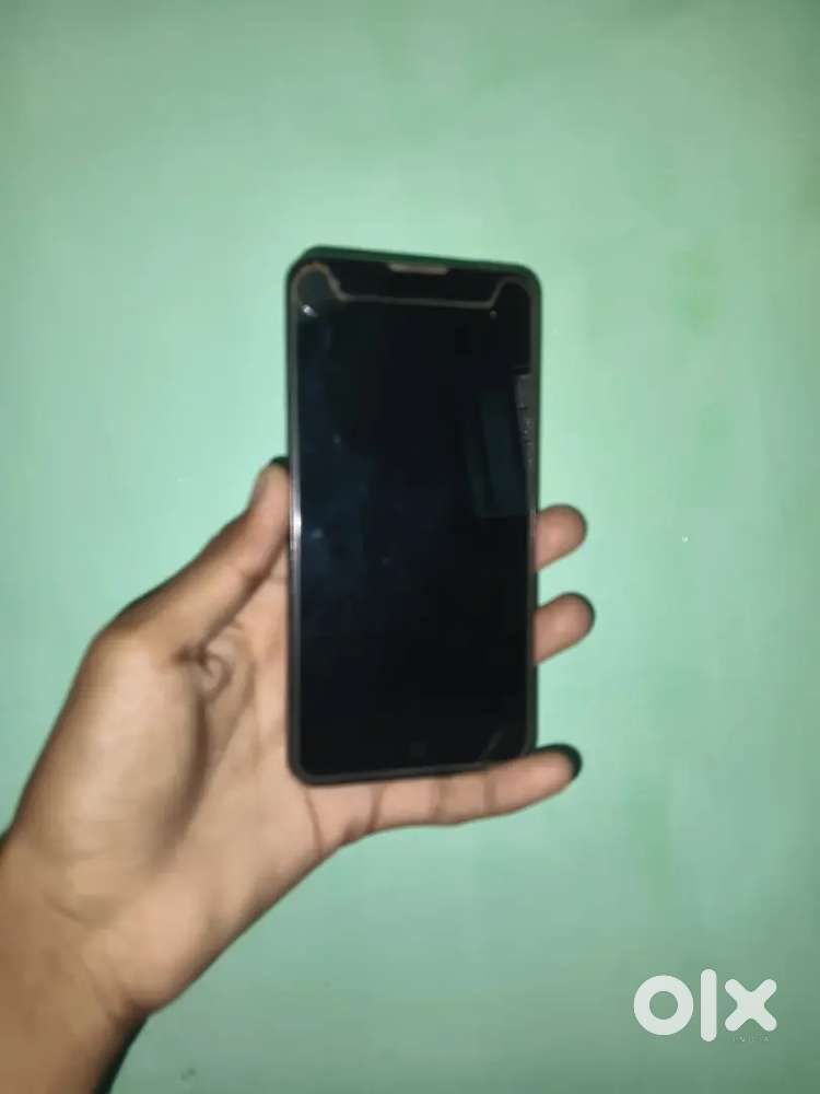 LYF LS-5010 4G 1Gb Ram 16Gb storage
