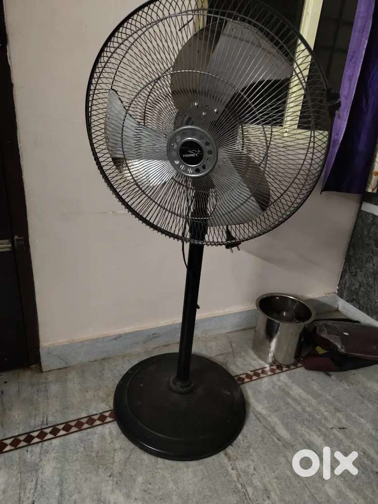 Table fan iron