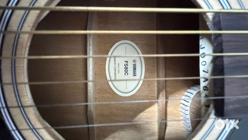 Yamaha FS80C Natural Acoustic Guitar