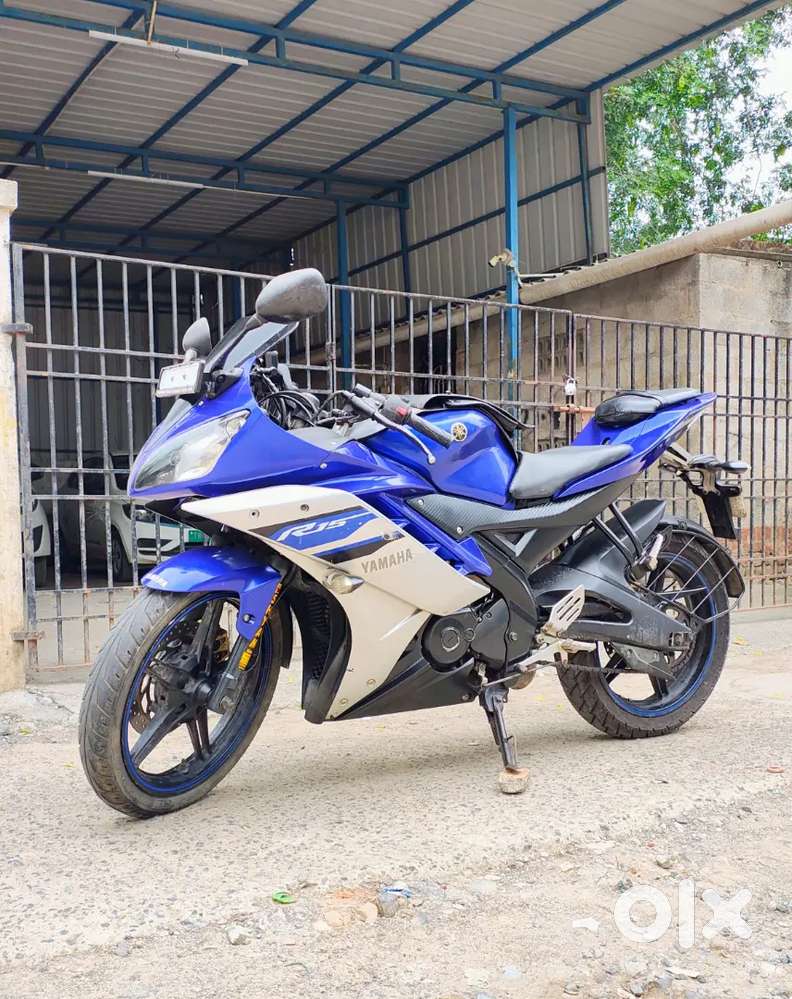 Yamaha R15 V2, 2017, single owner, dual disk