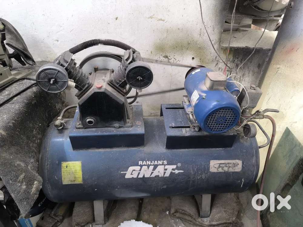Air compressor 300 pound tank as new