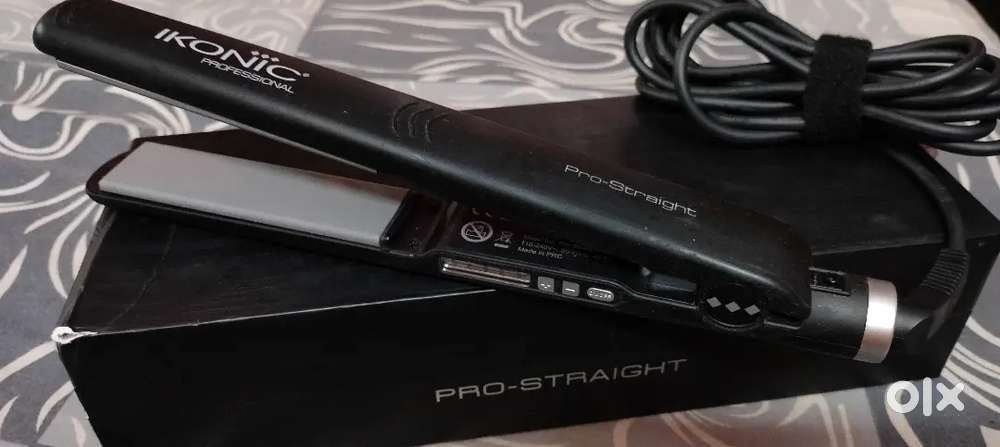 IKONIC HAIR STRAIGHTENER (PROFESSIONAL)