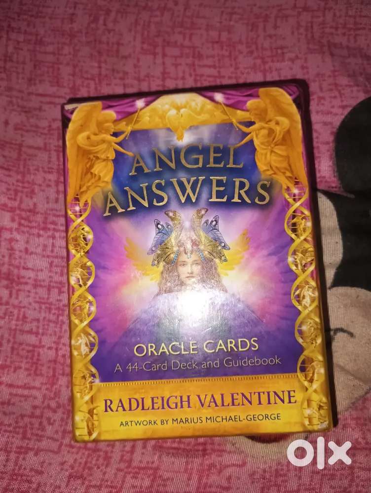 ANGLE. ANSWERS.   Oracle cards