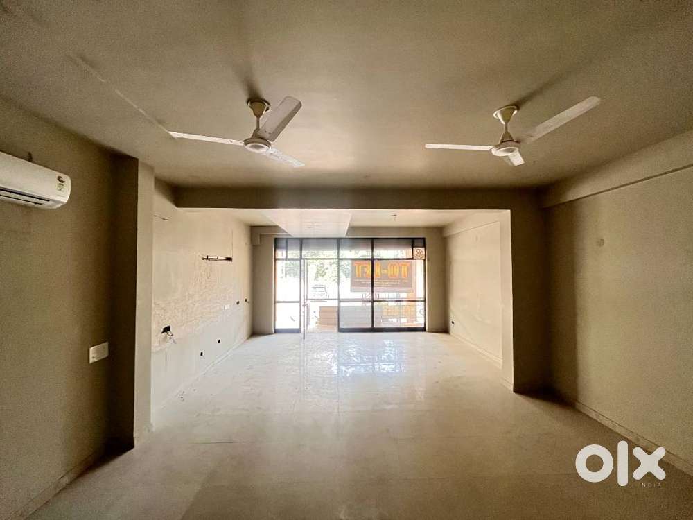 To Let Rent 20x35ft Showroom Shop vaishali nagar chitrakoot moti nagar