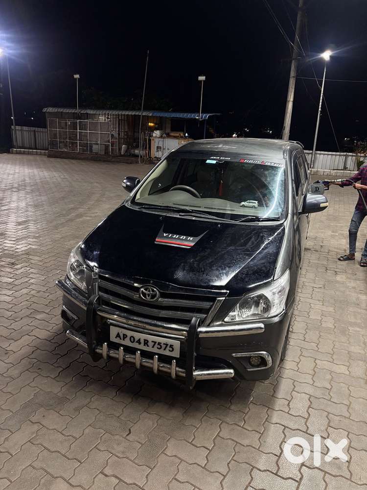 Toyota Innova 2009 Diesel Well Maintained