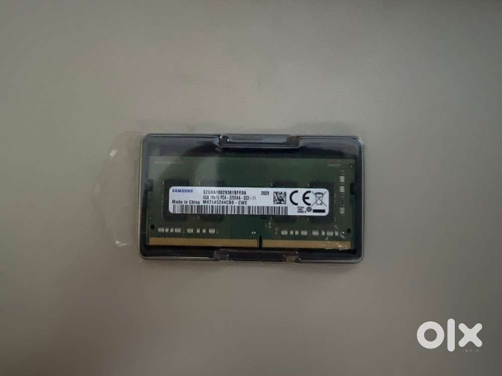 Samsung 4GB + 4GB DDR4 3200MHz RAM (8GB Total)