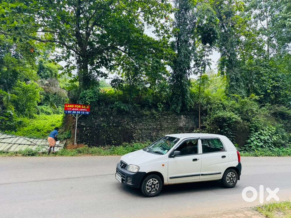 SALE-LAND Suit.for GODOWN /COMMERCIAL PURPOSE@ Kuravilangadu,Kottayam