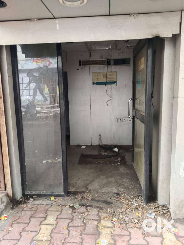 SHOP CUM OFFICE