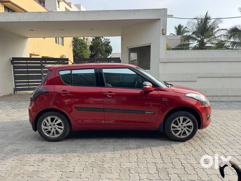 Maruti Suzuki Swift VVT ZXI, 2012, Petrol