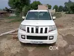Car bhej rahe hain