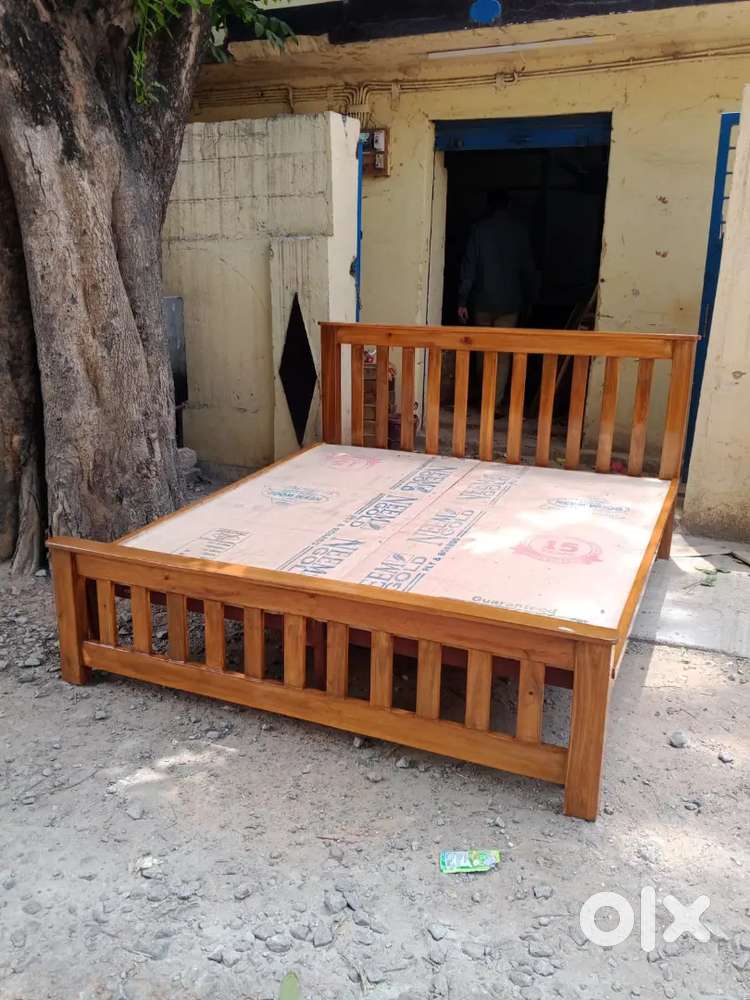 Bread new queen size solid Aasam teak wood beds.only_14,999/-