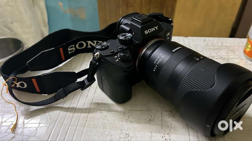 Sony A7 Mark III (Tamron lens सह)