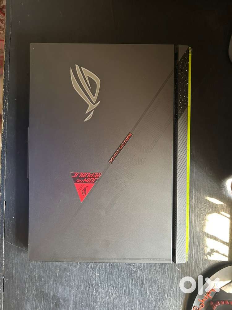 Asus rog Strix g16 2024