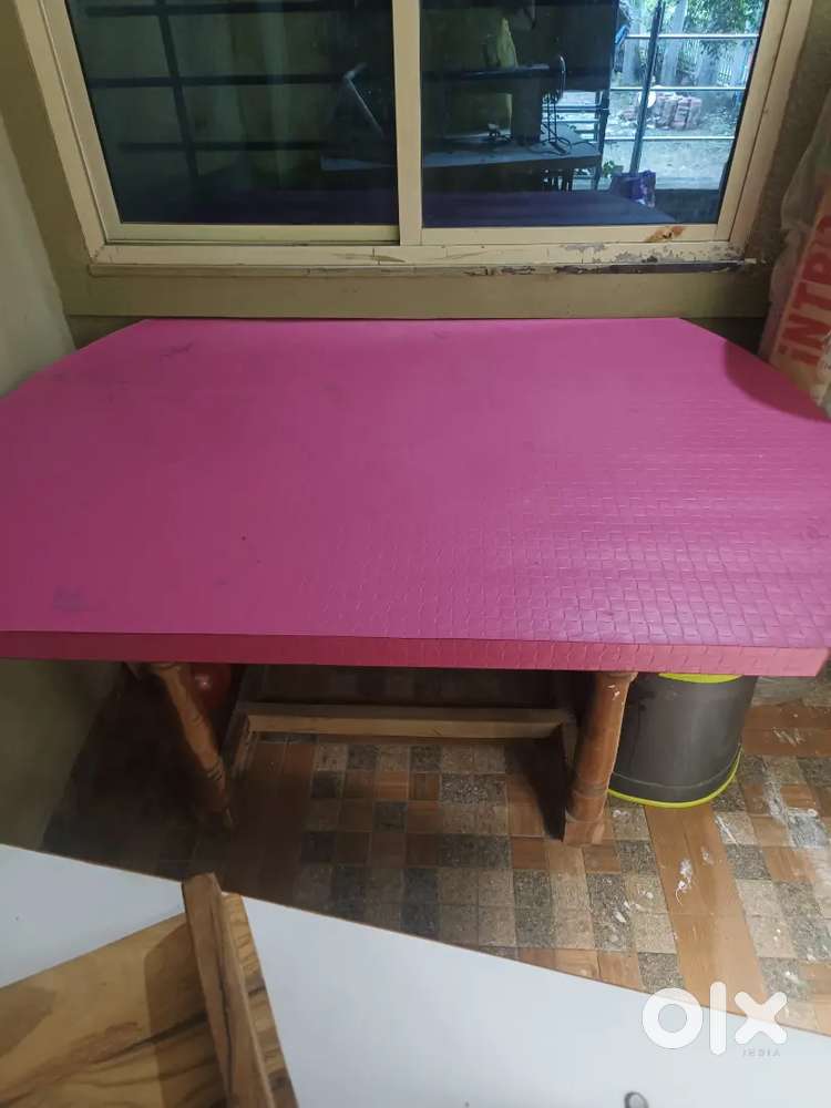 Dinning table