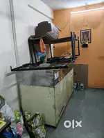 Commercial counter