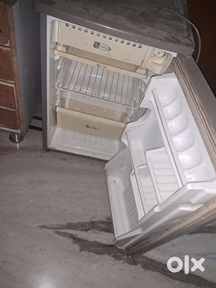 80 litre LG refrigerator