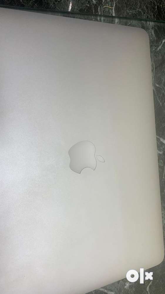 Apple mac air