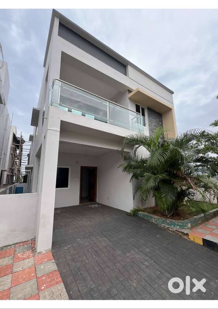 READY TO MOVE VILLAS URGENT SALE