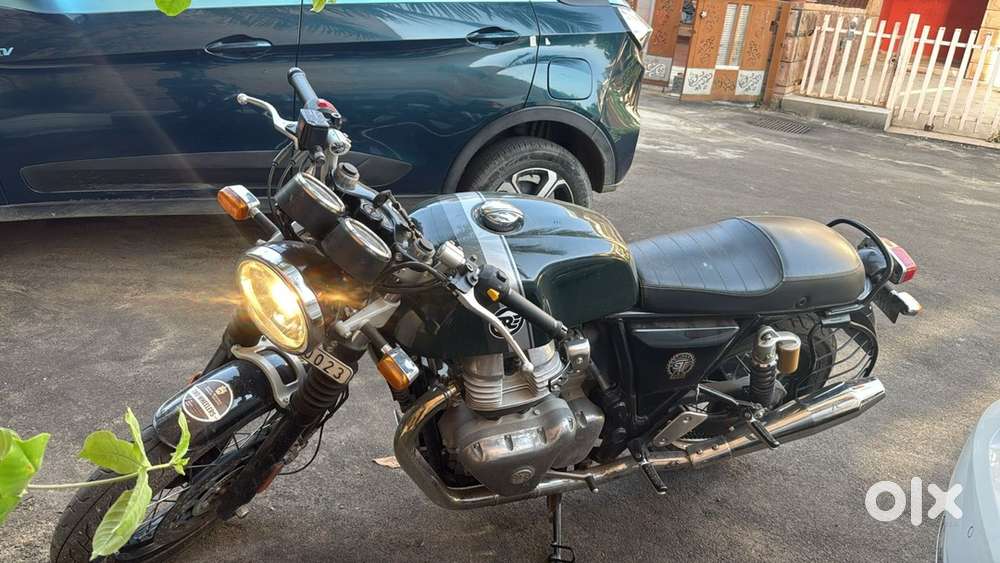 CONTINENTAL GT 650 -BRITISH RACING GREEN (2600km odometer )with exhaus