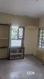 Ready to occupy office/ godown/ tution centre in 1st floor for rent