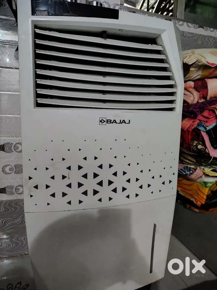 Bajaj cooler