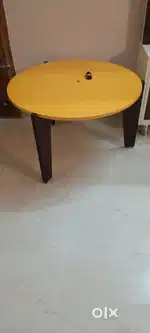 Urgent Round table sparingly used 6months
