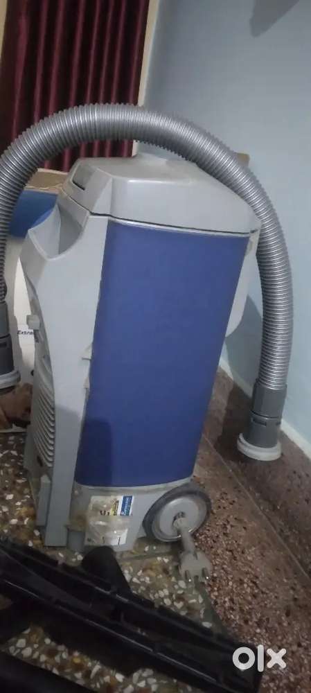 Euroclean vaccume cleaner 1200W - Lightly Used,Full Accessories