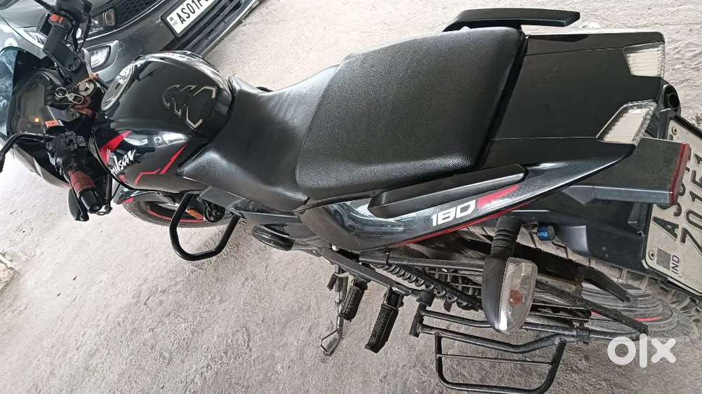 Good condition pulsar 180 2021 model