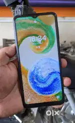 Samsung a04s 4GB 64gb