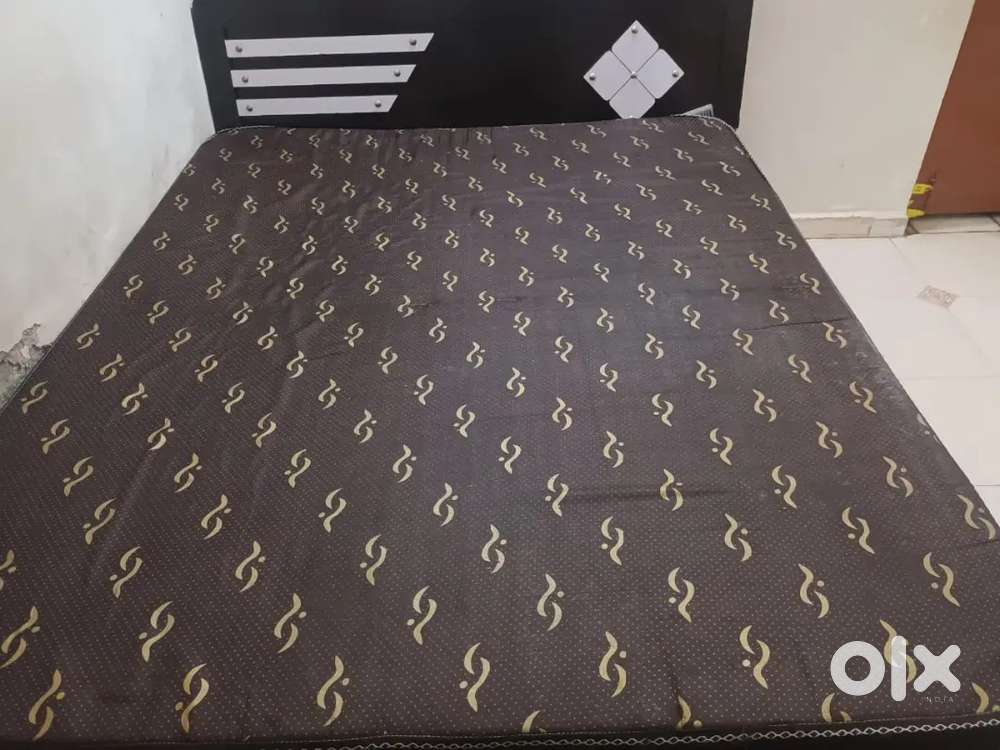 6*5 Fit bed with mattress