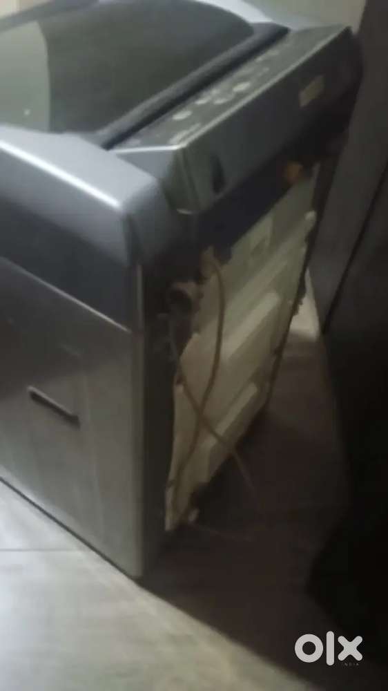 Whirlpool Stainwash DeepClean 6.5kg Automatic Top Load Washing Machine