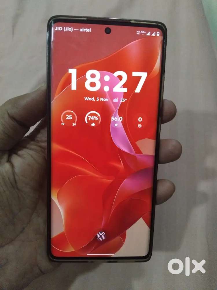 Moto g85 good condition  1 EMI pending no other issue