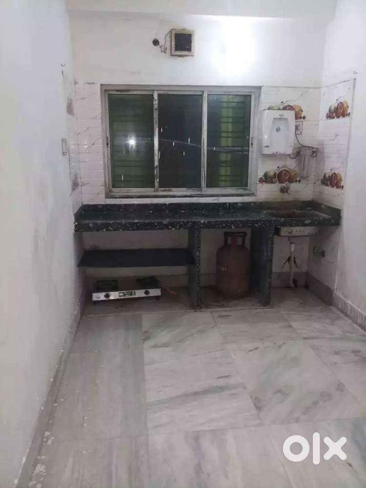 Kestopur 1BHK Flat PG