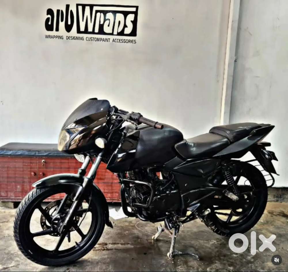 pulsar 180  well maintained