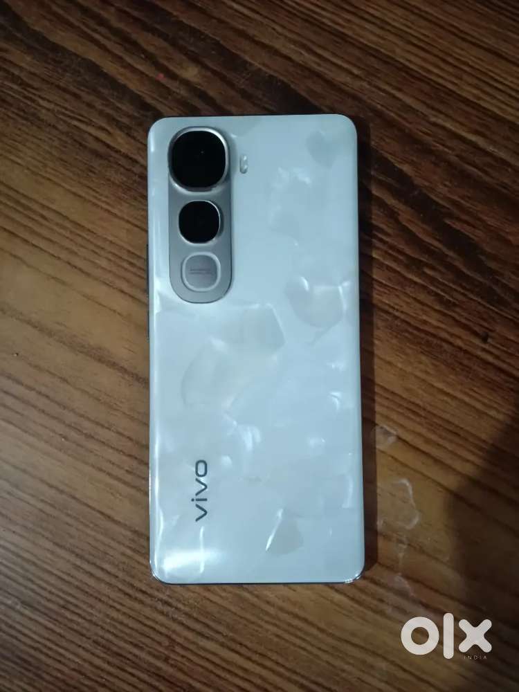 Vivo y400 pro 8/128 4 Day bill box changer hai