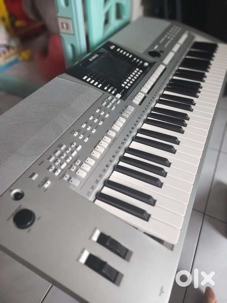 Yamaha PSR s910